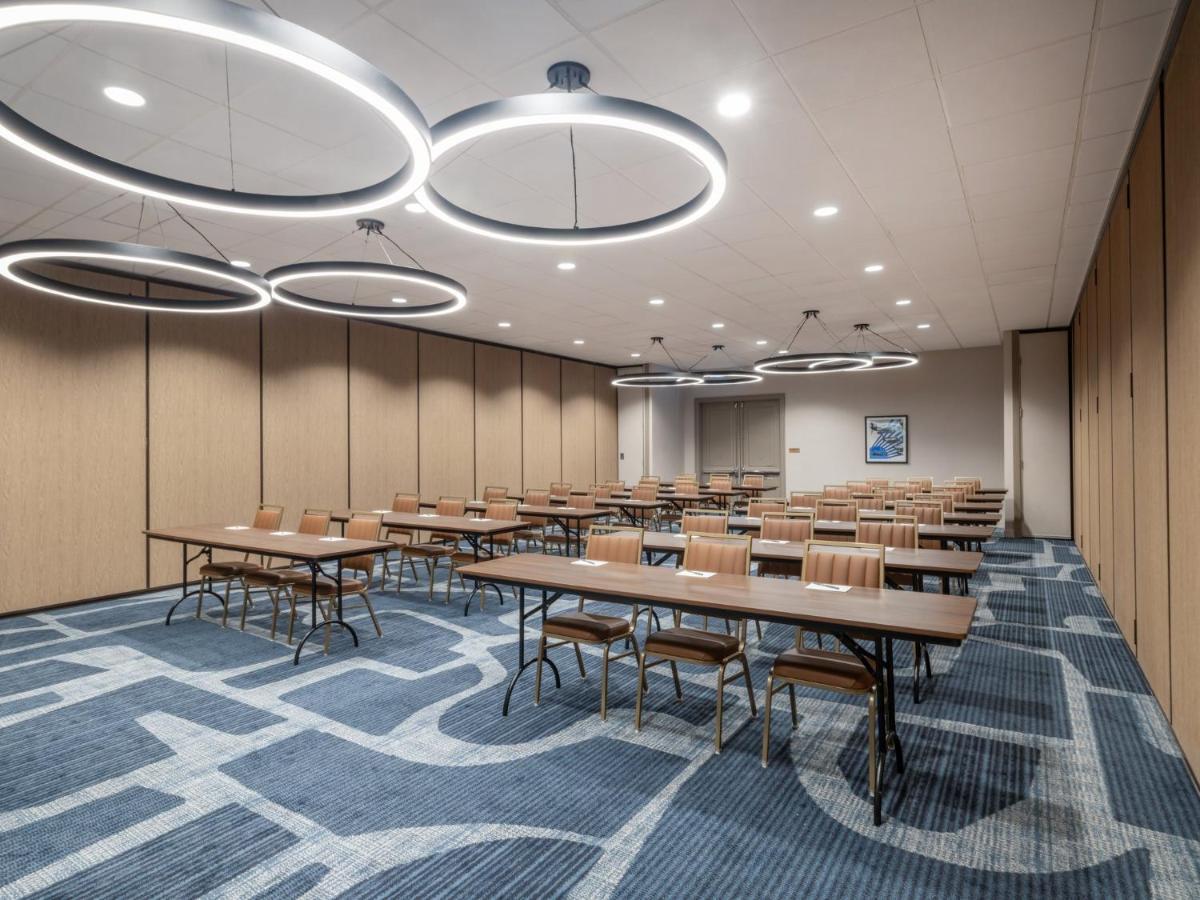 Holiday Inn Chicago O'Hare - Rosemont By Ihg Εξωτερικό φωτογραφία