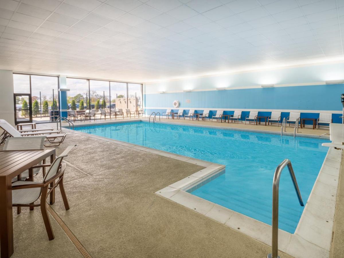 Holiday Inn Chicago O'Hare - Rosemont By Ihg Εξωτερικό φωτογραφία