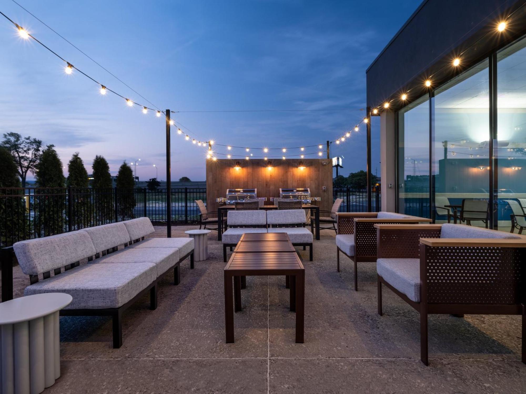 Holiday Inn Chicago O'Hare - Rosemont By Ihg Εξωτερικό φωτογραφία